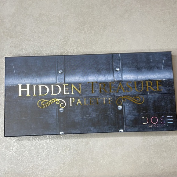 Dose Of Colors Hidden Treasures Palette - Picture 8 of 10